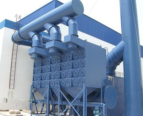 Submerged flow filter cartridge dust collector